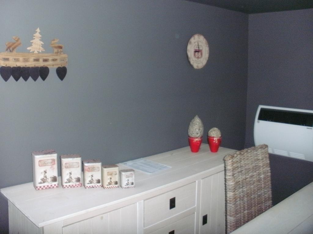 Gite Du Vieux Pommier Herbeumont Room photo